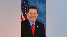 GOP demands Biden stop 'bullying' airlines with vaccine mandate, says taxpayers 'saved' industry