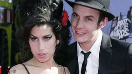 Amy Winehouse's Ex Files $1 Million Claim On Late Singer's Estate | Fox ...