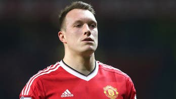 Phil Jones: Manchester United can still win Premier League