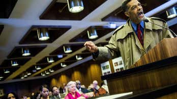 Michigan governor declares state of emergency in Flint over water problems