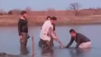 North Dakota wildlife officials searching for group in connection to possible deer poaching