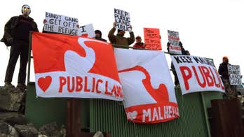 New Mexico rancher renounces federal grazing contract at Bundy event