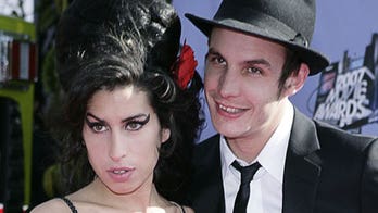 Amy Winehouse's ex files $1 million claim on late singer's estate