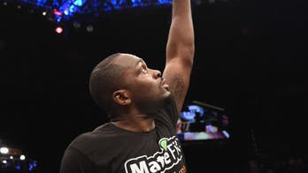 Derek Brunson blasts Roan Carneiro for third straight TKO finish