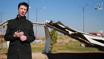 Captive British journalist appears in Islamic State video