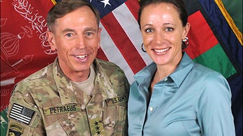 Petraeus Pleads Guilty to Leaking Classified Intel to His Ex-Mistress
