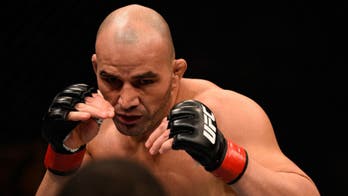 Glover Teixeira off FOX card in July, still expected to face 'Rumble' Johnson