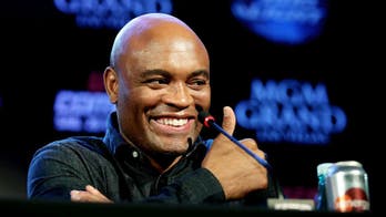 Anderson Silva caps off UFC 212 presser with hilarious one-man face-off