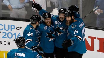 Sharks shut down Blues to take 2-1 lead in Western Conference final