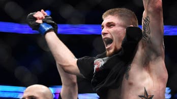 Jake Collier unleashes spinning back kick to finish Alberto Uda (VIDEO)