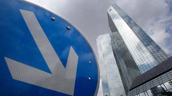 Deutsche Bank shares fall sharply after report
