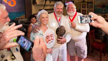 Hemingway (no relation) wins Hemingway look-alike contest