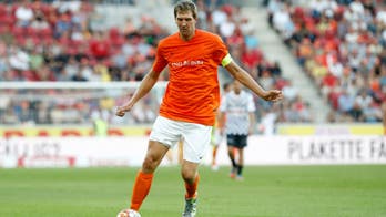 Dirk Nowitzki did a perfect Simone Zaza 'running man' impression