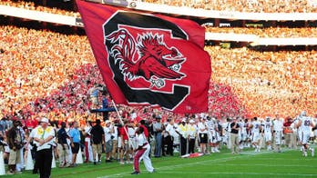 South Carolina names former grad assistant its starting QB