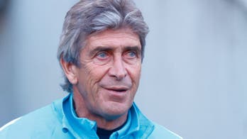 Manchester City boss Pellegrini signs new contract until June 2017