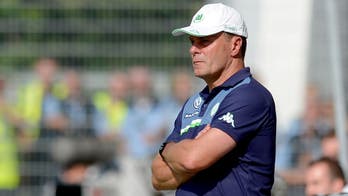 Hecking delighted to extend contract as Wolfsburg head coach