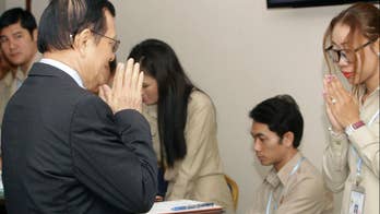 Cambodian deputy opposition leader reconciles with premier