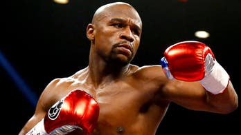 Floyd Mayweather makes first statement following Conor McGregor fight announcement