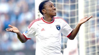 MLS Roundup: Quakes romp at Sporting Park; Crew SC, NYCFC share points