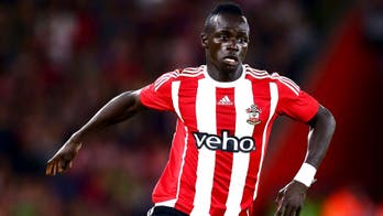 Koeman insists Mane will not be sold to Manchester United