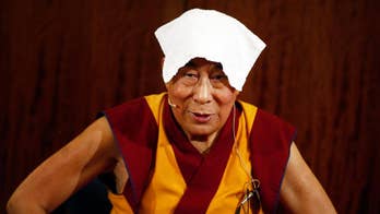 Dalai Lama urges talks with Islamic State, help for refugees