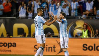 Messi powers Argentina past Panama 5-0