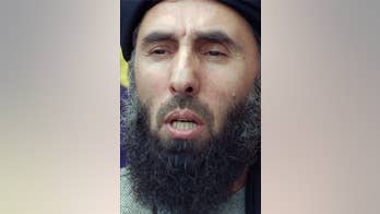 Former Afghan warlord scuttles peace deal with Kabul