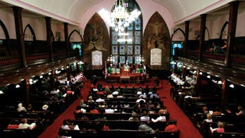 Charleston comes together after church shooting