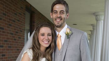 '19 Kids & Counting's' Derick Dillard blasted for running over cat with sled