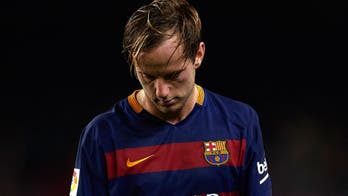 Rakitic faces fitness race ahead of El Clasico after injuring leg