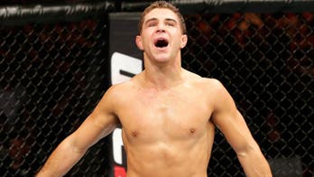 Al Iaquinta flattens Diego Sanchez with vicious first round knockout in co-main event