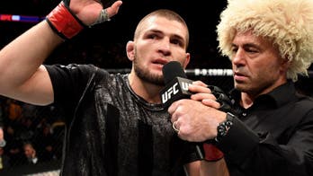 Khabib Nurmagomedov threatens to break Tony Ferguson's arm at UFC 209