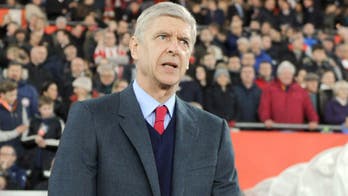 Wenger blames officials after Arsenal's defeat to Southampton