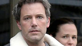 Ben Affleck wears eyeliner during family outing