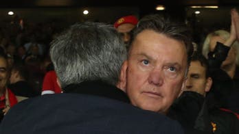 Van Gaal doubts Man United have held talks with Mourinho