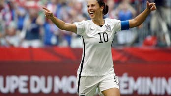 Carli Lloyd signs for English women's champion Man City