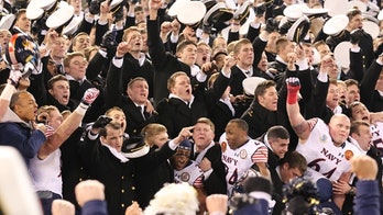 Navy Extends Streak to 13 with 17-10 Win in Army-Navy Game