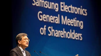 Samsung shareholders welcome stock price gains, rue scandals