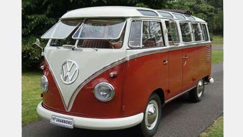 Classic Volkswagen Type 2 Samba bus sells for $157,000