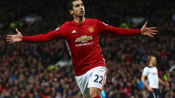 Mkhitaryan scores, gets hurt as Man United beats Spurs 1-0