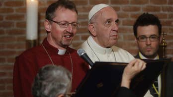 Francis becomes 1st pope to visit an Anglican church in Rome