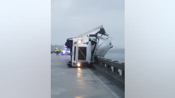 Hermine kills 2, ruins beach weekends in northward march