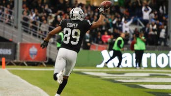Carr helps Raiders rally past Texans 27-20 in Mexico City