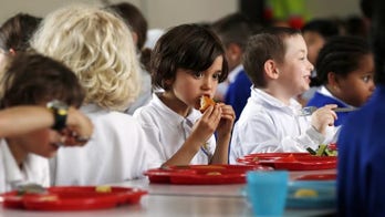 Cash prizes may convince kids to eat more fruits and veggies