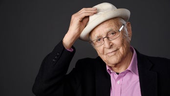 Norman Lear pens Op-Ed calling on Americans to reject Trump's federal court judges, political rhetoric