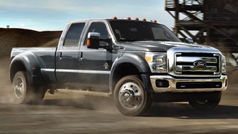 2015 Ford F-Series Super Duty powers up, claims towing title