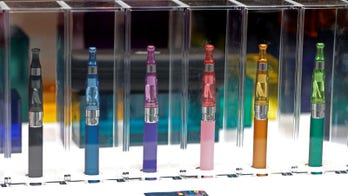 E-cigarettes could cut smoking-related deaths by 21 percent: study