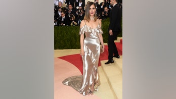 Rose Byrne didn't leave her house for 3 months after having a baby