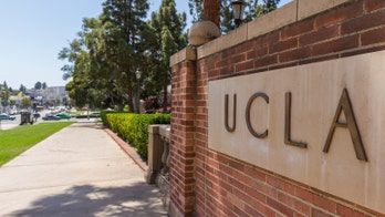 Companies' tests used in 'superbug' scope cleaning flawed, FDA says