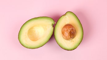 How to keep an avocado from turning brown